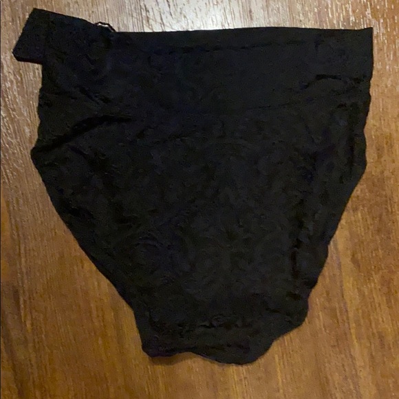 Neverworn black velvet-look design tankini w/ wrap - Picture 4 of 5